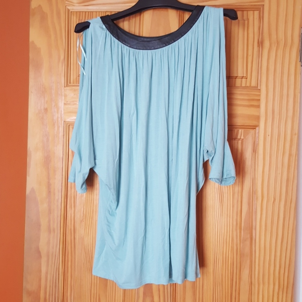 Jennifer Lopez womens top size L